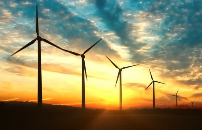 UGT alerta del impacto en el empleo y en las inversiones en renovables por la escisión de Siemens Gamesa