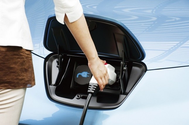 Proponen un IVA reducido del 10% para el coche eléctrico