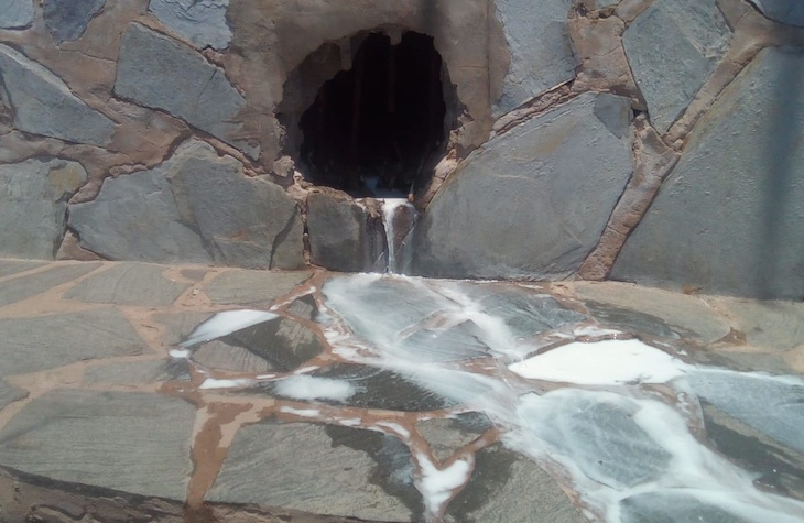 La Guardia Civil esclarece el origen y la autoría de un vertido al mar en Telde