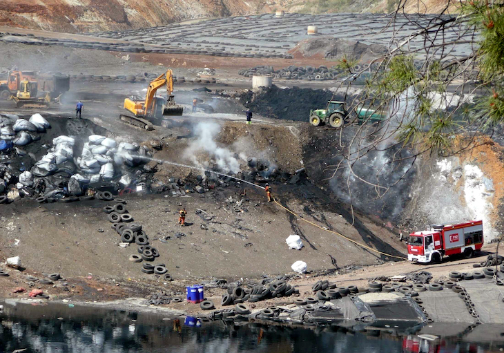 Por el cierre del vertedero de Nerva