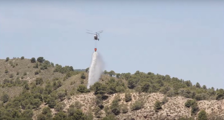 Qué hacen los helicópteros en el Embalse de Tibi