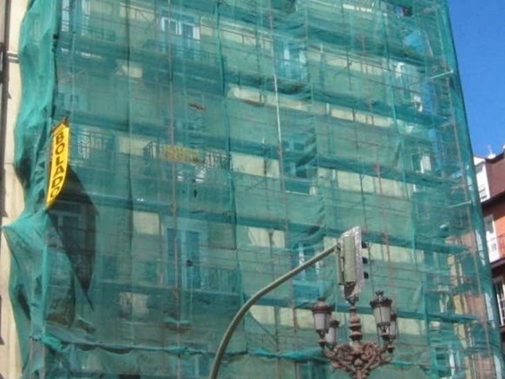 Los aparejadores ven del todo ‘insuficiente’ el objetivo del número de PNIEC para rehabilitar viviendas hasta 2030