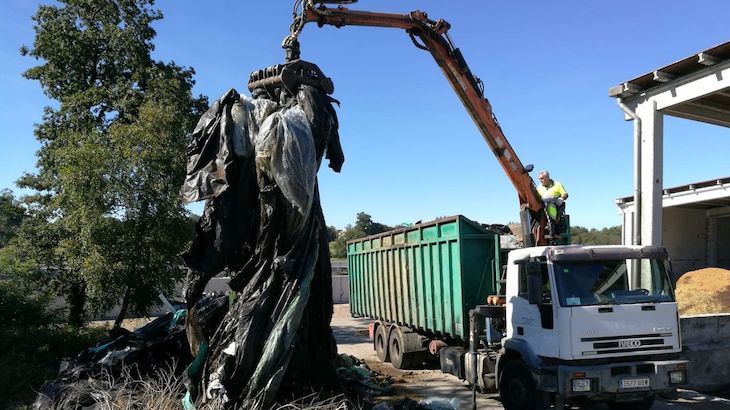 Asturias. El Ayuntamiento de Llanes doblará el próximo año el servicio de recogida de plásticos ganaderos