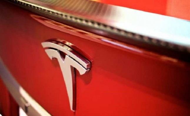 Tesla recorta plantilla