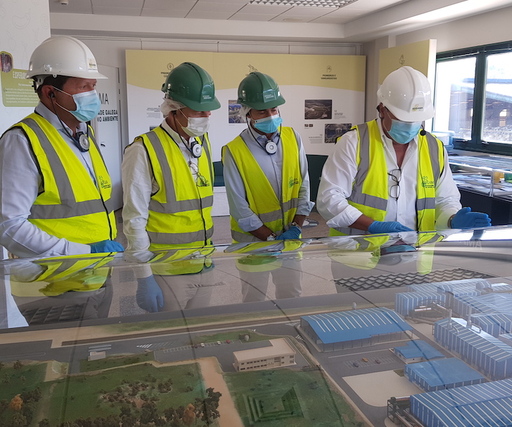 La Dirección del Igape se interesa por la actividad de Sogama (Galicia)