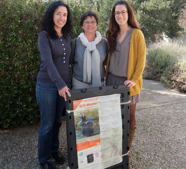 El Consell de Mallorca entrega tres compostadores y más de 750 cubos de separación de materia orgánica