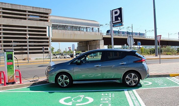 España declara de utilidad pública los puntos de recarga para coches eléctricos de alta capacidad