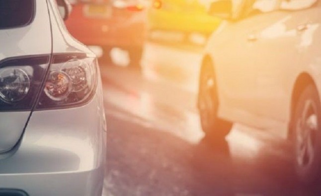 Porque ningún país del entorno ha aprobado la prohibición de la venta de coches de combustión