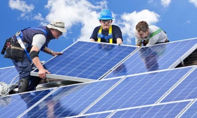Familia Torres conecta la instalación de autoconsumo fotovoltaico de Pacs del Penedès (Barcelona)