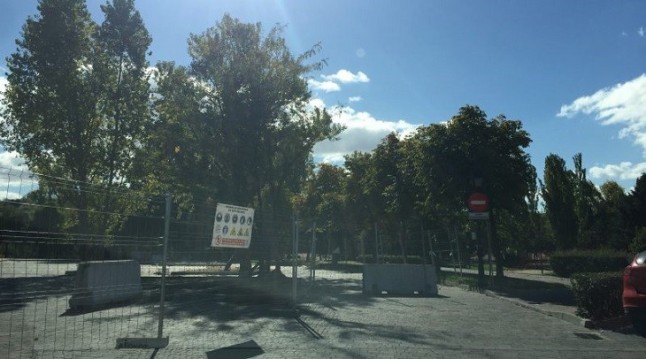 Denuncian al Ayuntamiento de Boadilla por construir un aparcamiento sobre una vía pecuaria