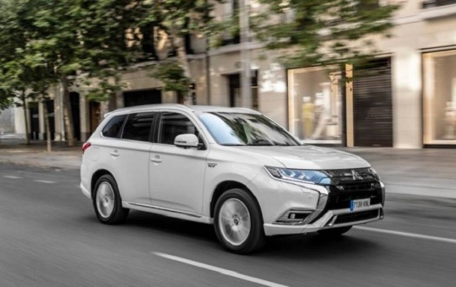 El Mitsubishi Outlander híbrido enchufable triunfa en todo el mundo