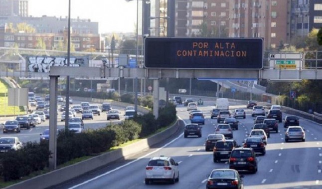 Ecologistas ve "ineludibles" restricciones de tráfico como las de Madrid ante la subida de mortalidad por contaminación