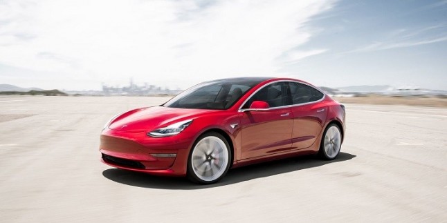 Tesla pone a la venta en España la versión Standard del Model 3