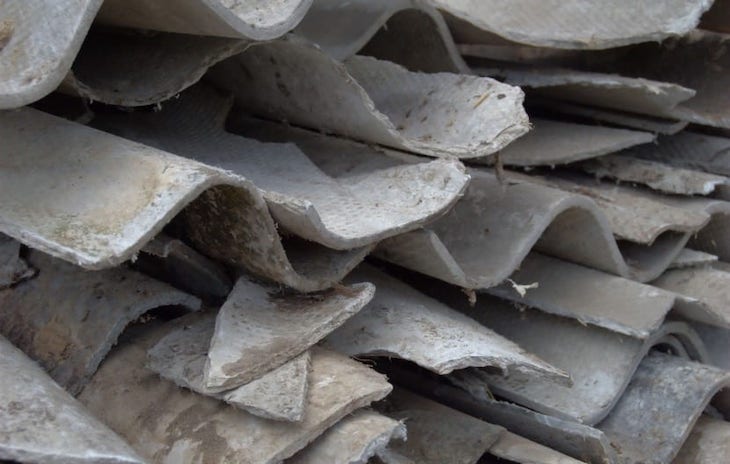 Algodonera de Alcosa incumple las medidas para tratar el amianto