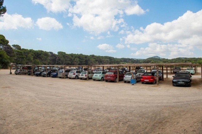 El GOB alega contra el interés general de un aparcamiento proyectado en suelo rústico de Cala Agulla