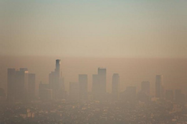 Ecologistas en Acción pide reducir los vehículos y "ambición política" para disminuir la contaminación en ciudades