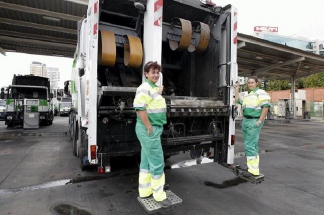 El Ayuntamiento de Jaén insta a FCC a contratar mujeres para la limpieza viaria y recogida de basura