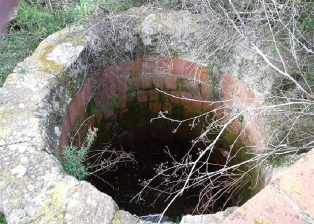 La Guardia Civil descubre siete pozos ilegales sin seguridad en Girona