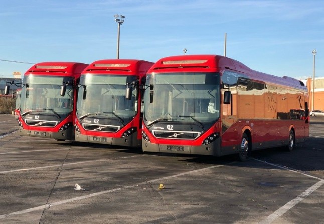 La flota de autobuses urbanos suma 47 híbridos tras incorpora 5 nuevos vehículos