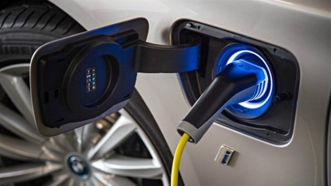 La Rioja abre una línea de ayudas para que ayuntamientos instalen puntos de recarga de coches eléctricos