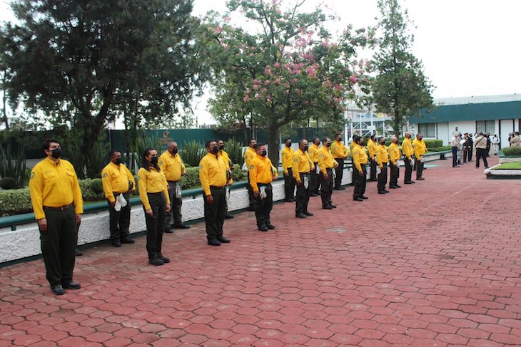 México. Honran a los más de 20 mil combatientes del fuego forestal del país
