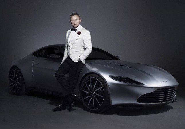 James Bond se apunta al coche eléctrico