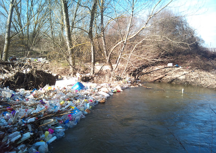 Residuos al río Jarama