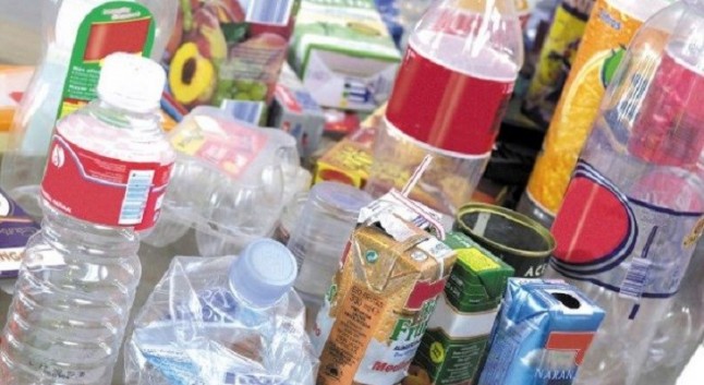 Cs promete llevar al Congreso una Ley para prohibir los plásticos de un uso en "los primeros 100 días" de gobierno