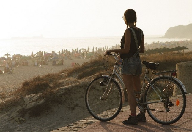 Adjudicadas las obras de la vía ciclista entre Conil de la Frontera y Los Caños (Cádiz)