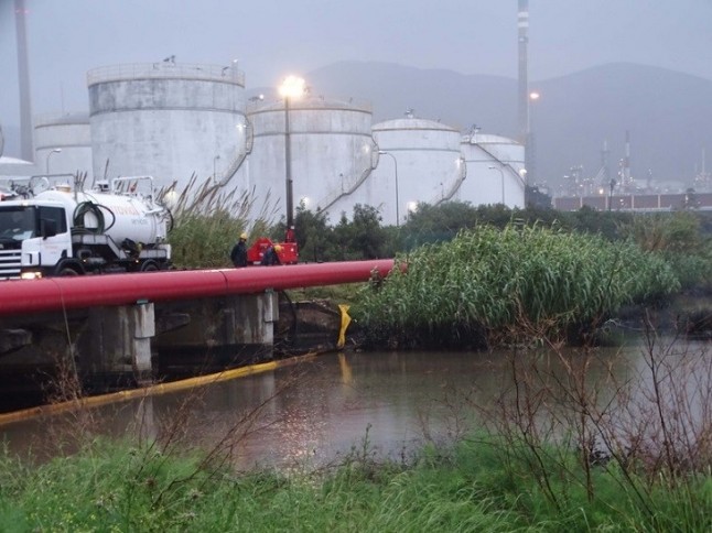 La Refinería de Petróleos de Repsol en el Valle de Escombreras