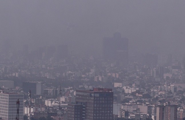 Suspenden las clases en las escuelas de la capital de México debido a la contaminación