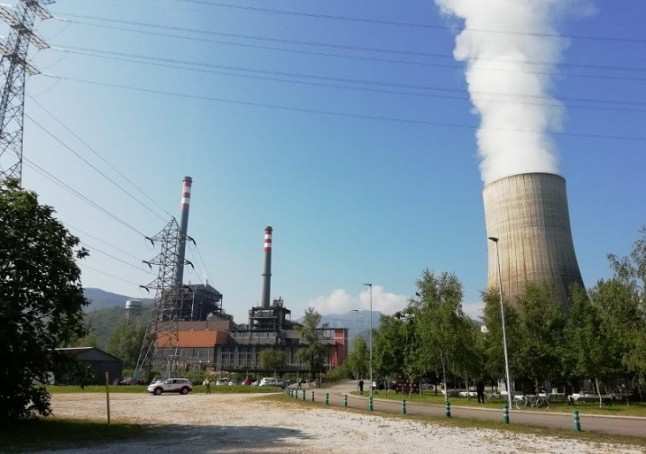 Asturias. Pillan a la térmica de Soto Ribera contaminando el río Nalón con sustancias peligrosas