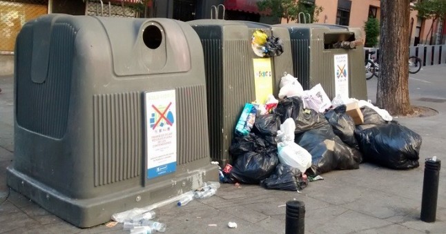 El PSOE pide a la alcaldesa de Teruel que incremente la frecuencia de limpieza y recogida de los contenedores de basura