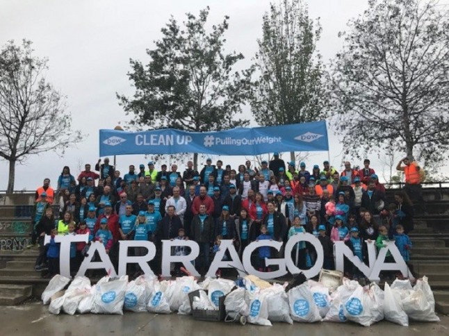 Espectacular maqueta del Rio Francolí  y la crónica de su primer día de exposición en la Escola de Natura de Tarragona