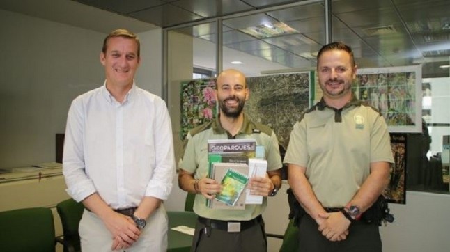 Un agente de Medio Ambiente