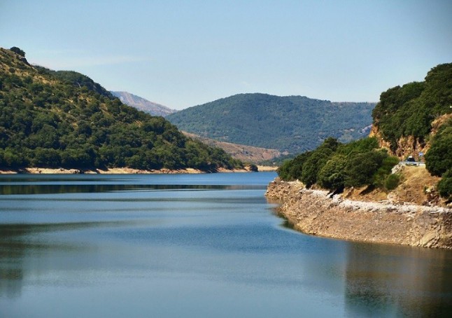 Los embalses despiden el año al 55