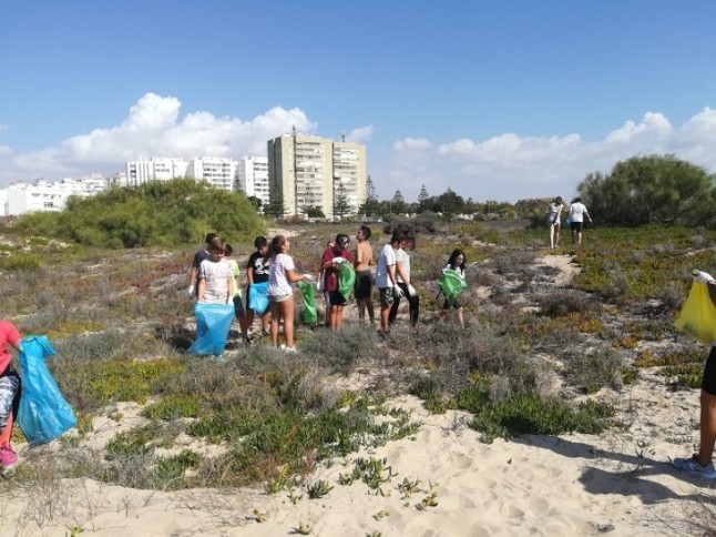 PROYECTO Voluntariado ambiental en playas y ríos