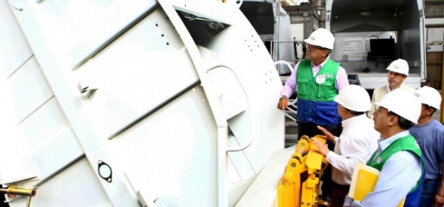Ministerio del Ambiente inspecciona maquinarias que se entregarán a municipalidades para el servicio de limpieza y recojo de residuos sólidos