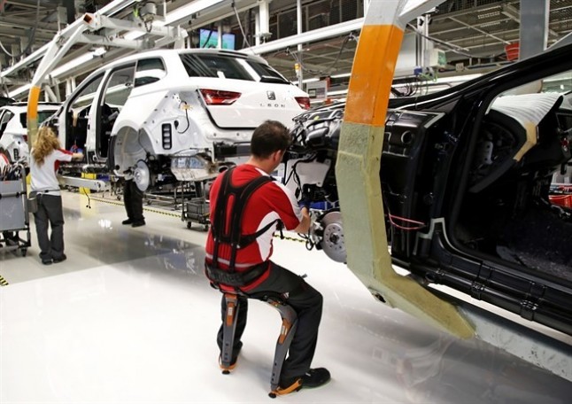 Seat estudia fabricar antes un coche eléctrico en China que en Europa