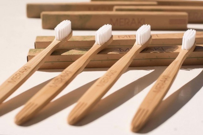 Argentina: Tres jóvenes crearon un cepillo de dientes ecológico