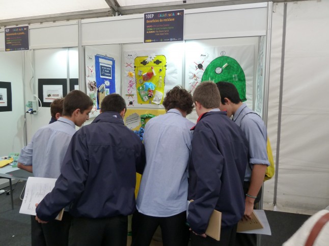Los alumnos del colegio Luis Vives de Ourense ensalzaron las ventajas del reciclaje en Galiciencia