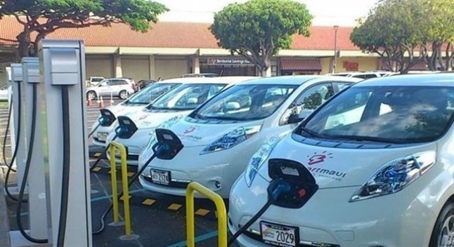 Nissan y el Cabildo de Tenerife se alían para promover la movilidad 100% eléctrica en la isla