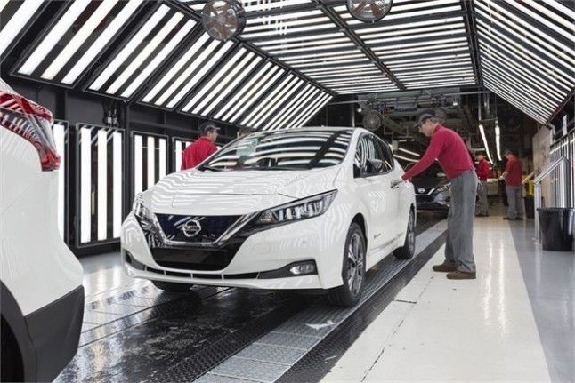 Nissan inicia la producción del nuevo Leaf en Europa