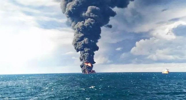 El DESASTRE del petrolero iraní en China tendrá consecuencias en Japón