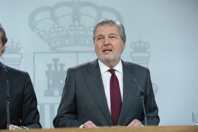 El Gobierno delega en el Consejo de Colegios de Veterinarios catalanes los pasaportes de perros