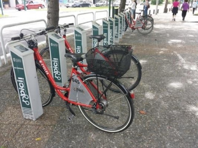 Implementación y mejora del servicio público de bicicleta Nbici-Biziz en Pamplona