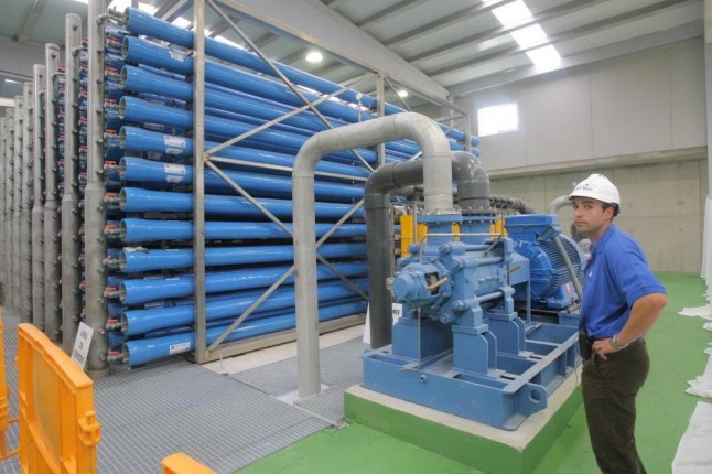 Murcia. El PP y el PSOE se tiran los trastos a la cabeza a cuenta de las desaladoras públicas