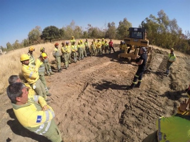 Castilla – La Mancha se ‘vuelca’ en la formación para los profesionales de incendios en 2017