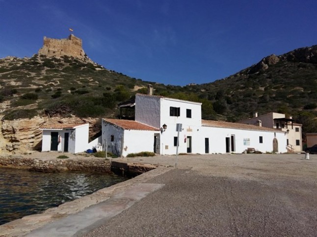 Desarrollan un proyecto para mejorar la gestión de la pesca artesanal en el Parque Nacional de Cabrera
