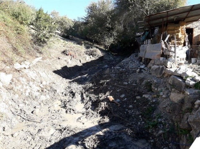 Andalucía ejecuta obras de limpieza y mejora del cauce del arroyo Aljibe en Antequera